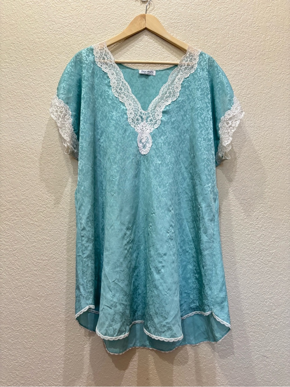 Vintage 70’s Lucie Ann Damask Nightgown Short Chemise / Caftan Loungedress Aqua